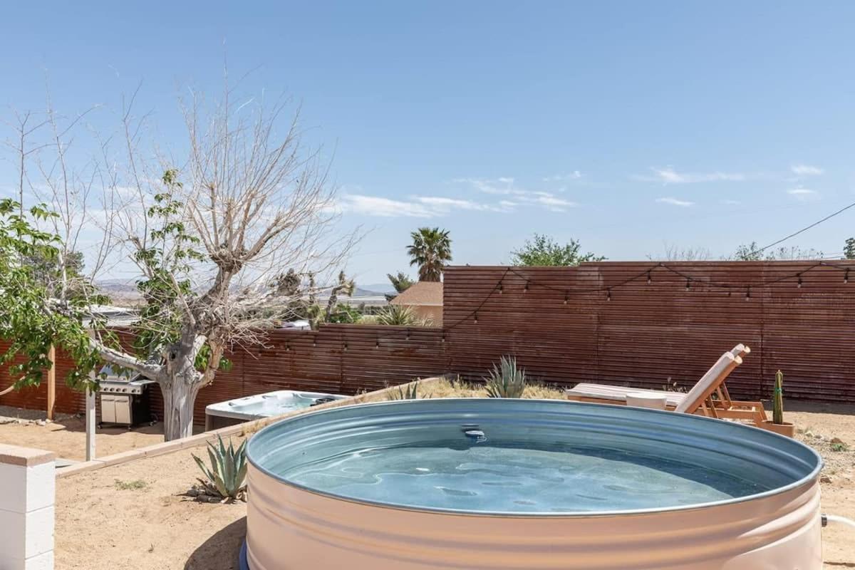 Joshua Tree - Le Tout Petit W Hot Tub Zewnętrze zdjęcie